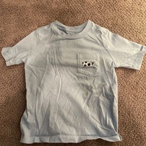 Vineyard vines soccer shirt